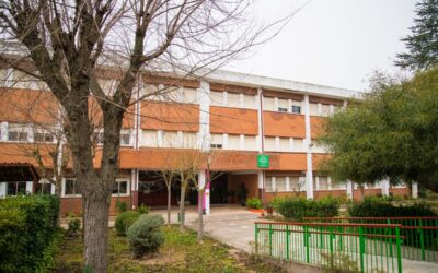 El alcalde ha solicitado a la Junta el traslado del Centro de Educación de Personas Adultas al Juan XXIII para dinamizar este edificio público y dotar al barrio de servicios educativos