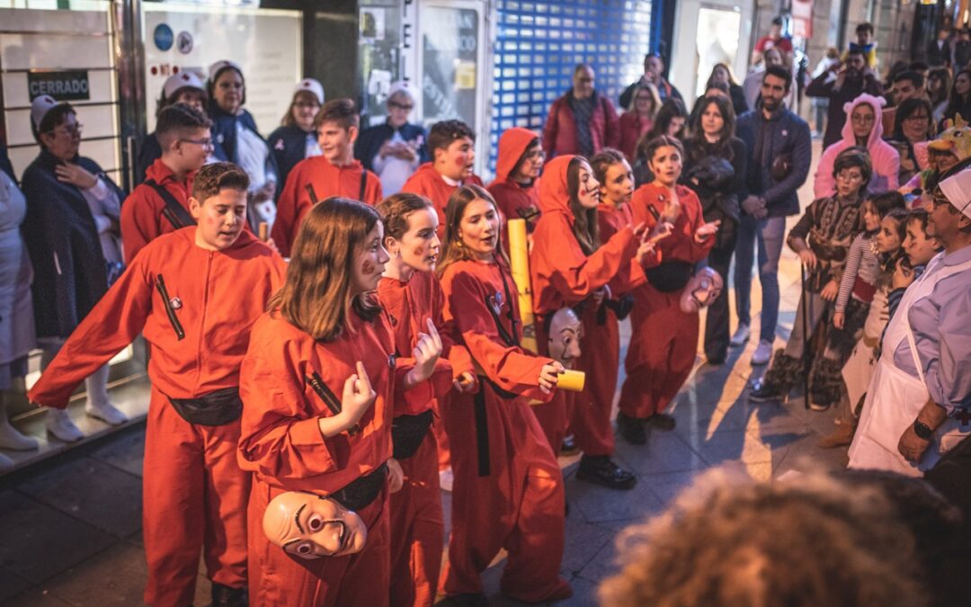 Festejos cierra la programación de actuaciones de las agrupaciones en los escenarios callejeros