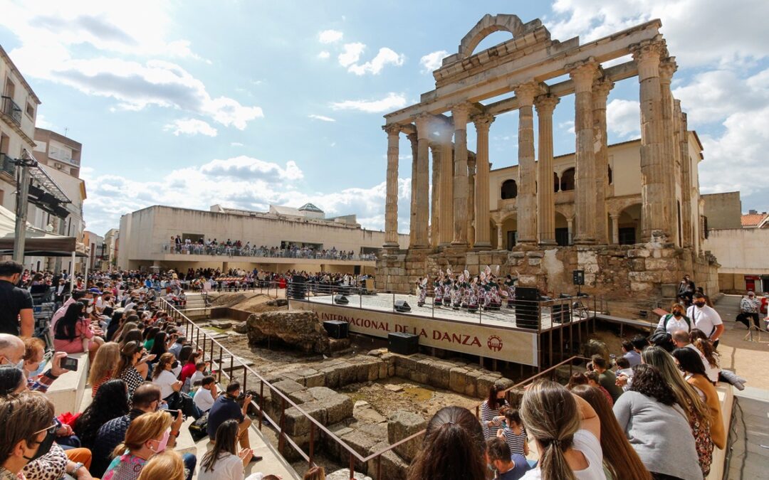 Esta tarde comienza el Día de la Danza con la presencia de trece academias de baile en el Templo de Diana