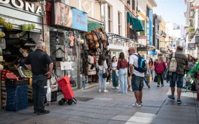 El ayuntamiento recibe 841 solicitudes para las ayudas al mantenimiento de la estructura comercial y turística y amplía el plazo en cinco días más