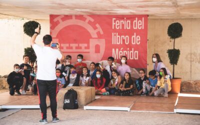 Luis Landero estará hoy en la feria del Libro con «Una historia ridícula»