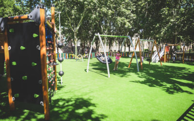 Finalizan los trabajos de renovación del área de juegos infantiles del parque de la barriada de San Luis, junto al Acueducto de san Lázaro
