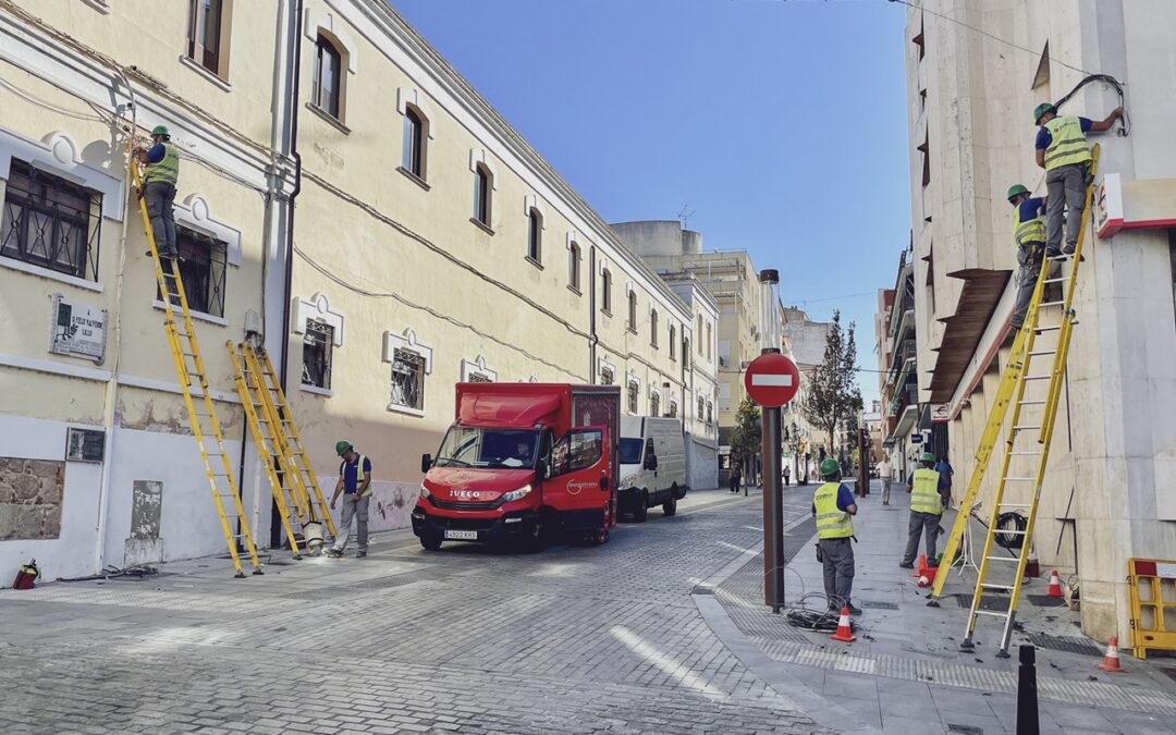 Culminan los trabajos de soterramiento del cableado aéreo de Camilo José Cela, Arzobispo Mausona y Valverde Lillo