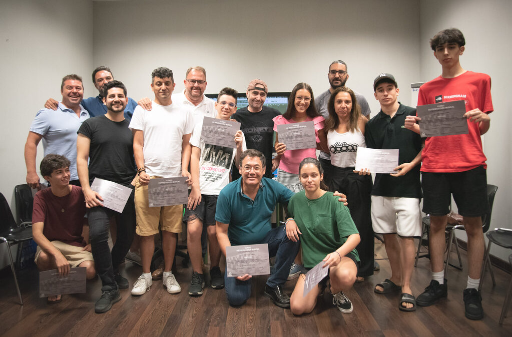El alcalde anuncia una segunda edición del Campamento Musical promovido por el ayuntamiento e impartido por Juan Flores “Chino” por “el éxito y lo resultados conseguidos por los participantes”
