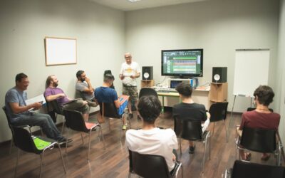 Comienza el Campamento Musical en El Economato impartido por Juan Flores “Chino”