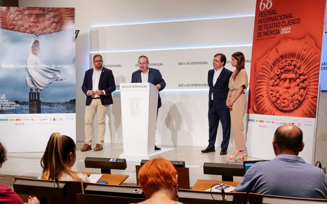 El alcalde se ha mostrado muy satisfecho por los datos que arroja el Festival Internacional de Teatro Clásico de Mérida en su edición 68