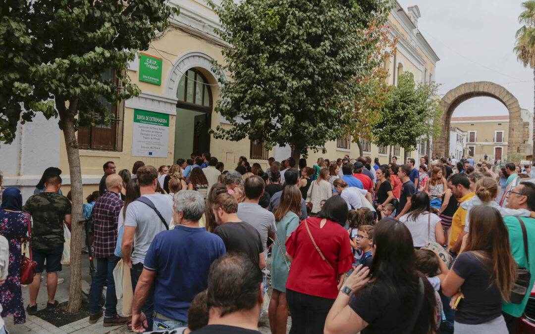 El curso escolar se inicia en Mérida con la implantación de nuevos caminos escolares seguros