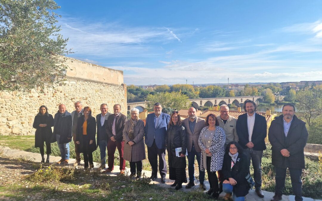 Cuatro nuevas localidades extremeñas se adhieren a la Red de Cooperación de Ciudades en la Ruta de la Plata a la que pertenece Mérida