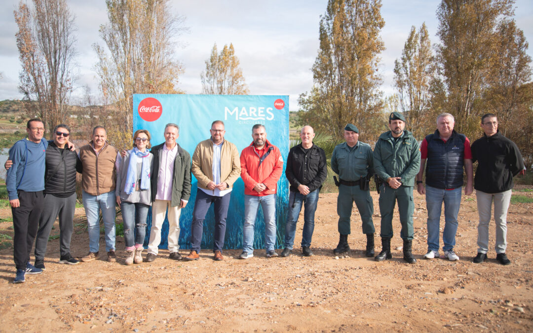 Rodríguez Osuna pide ser corresponsables con el mantenimiento de nuestros entornos medioambientales y que evitemos arrojar residuos como el vidrio, plástico o enseres en la vía pública y en las orillas de nuestros ríos