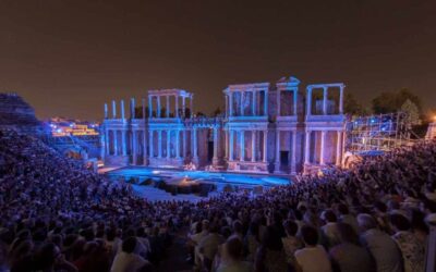 “Recibir la Medalla de Oro es un orgullo porque reconoce que nuestro Festival es un referente cultural en España”, así lo ha dicho el alcalde, Antonio Rodríguez Osuna, en el acto de entrega de la Medalla de Oro de las Artes Escénicas para el Festival de Mérida