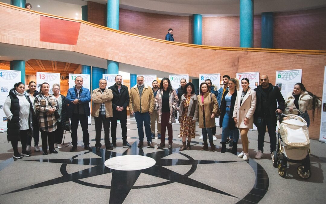La historia y la cultura del Pueblo Gitano en una muestra expositiva en el Centro Cultural Alcazaba