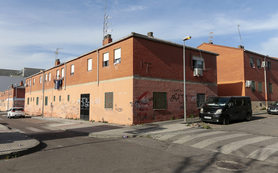 El Gobierno Local rehabilitará un local en la barriada de San Lázaro para que lo usen los colectivos que trabajan en la zona