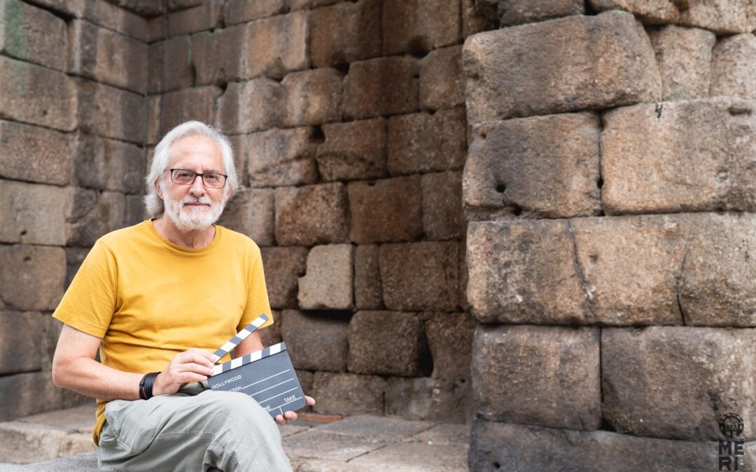 El periodista emeritense Ángel Briz será el presidente del Jurado del Concurso Oficial de Agrupaciones de Carnaval 2023, COAM, en el nuevo teatro María Luisa