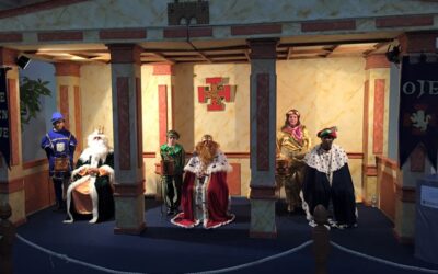 Los carteros reales llegan esta tarde al Patio del Ayuntamiento a recoger las cartas de los niños y niñas de la ciudad