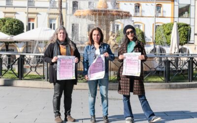 El mercado de artesanas se celebra este fin de semana en la Plaza de las Méridas del Mundo y estrenará nuevas casetas municipales