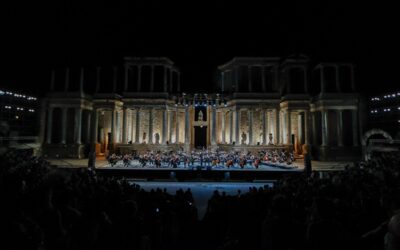 Cine al aire libre, mercado de artesanía, Festival de Teatro, exposiciones y actividades en la calle en la agenda de cultura y ocio del fin de semana