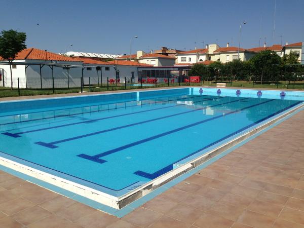 Licitado el contrato para el mantenimiento de las piscinas públicas de las instalaciones deportivas municipales