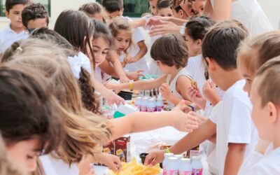 El AMPA CEIP Federico García Lorca presenta un proyecto de patios escolares inclusivos con juegos tradicionales pintados en el suelo