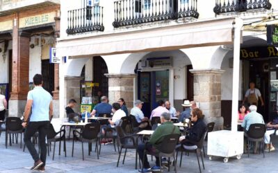 Publicado el decreto de ampliación del horario de terrazas y veladores durante los meses de verano