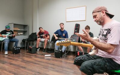 Comienzan dos nuevos talleres en el Campamento Musical de Verano con Juan Flores “Chino”