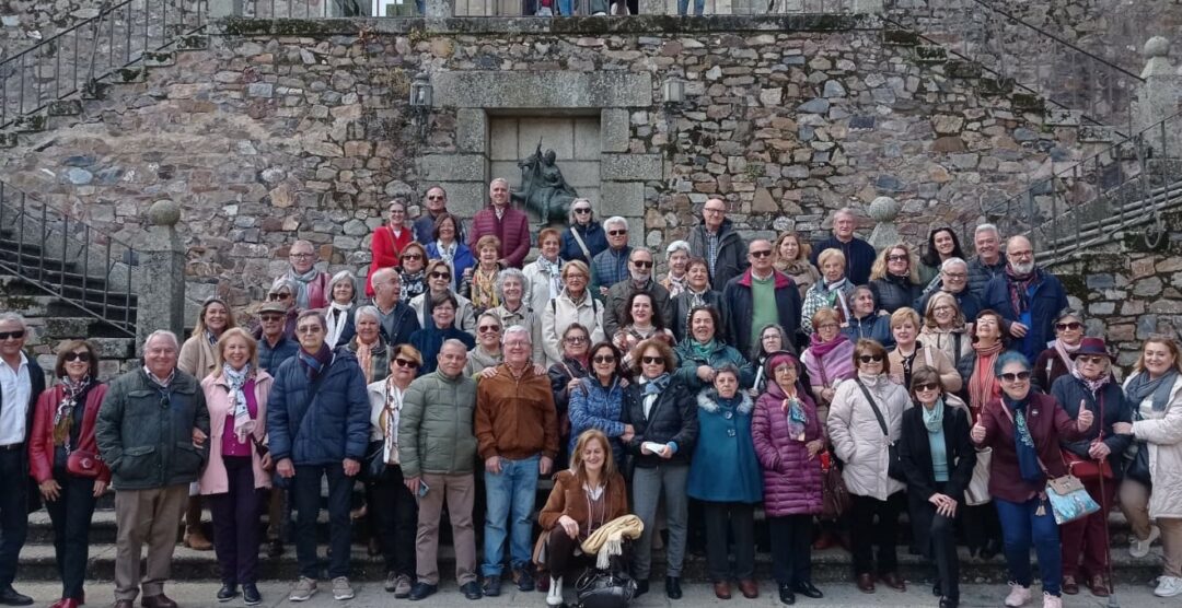 Los tres grupos del Club de Lectura de Español de la Biblioteca Municipal Juan Pablo Forner han cerrado la temporada 2022-2023 con un notable éxito de participación