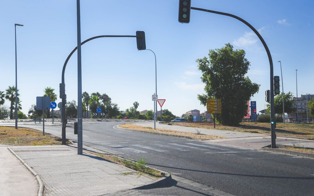 El VII Plan de Asfaltado se inicia mañana y llegará a más de treinta avenidas y calles de todas las barriadas