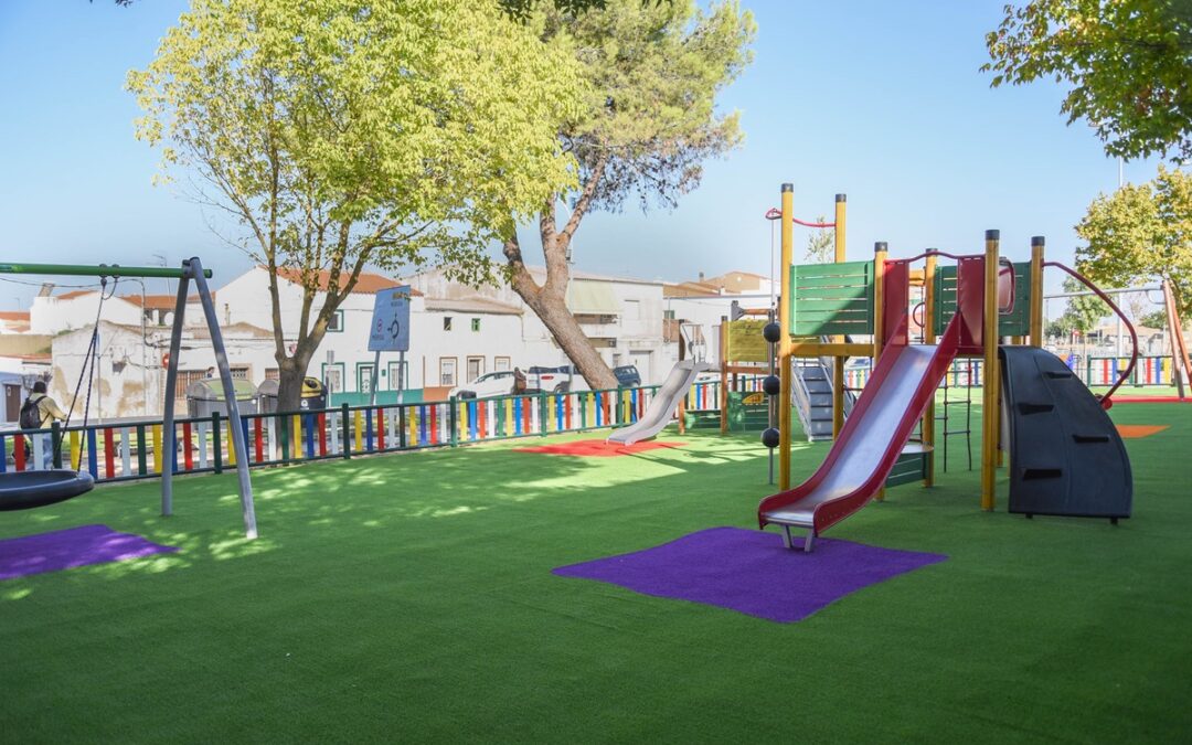 Plantonal de Vera y San Andrés estrenan nuevas áreas de juegos infantiles