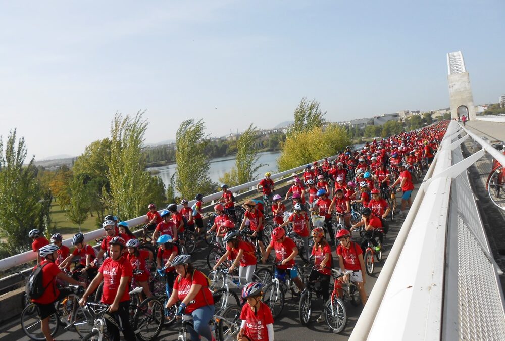 680 alumnos y alumnas de la ciudad participan el miércoles en el Día Escolar de la Bicicleta “Maestro Pedro Lozano”