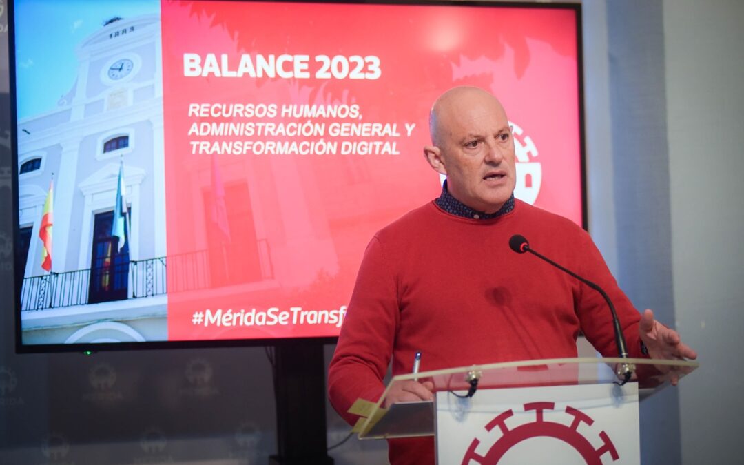 El Ayuntamiento realizó el año pasado un total de 385 contratos y se invirtieron más de 4,5 millones en la creación de empleo