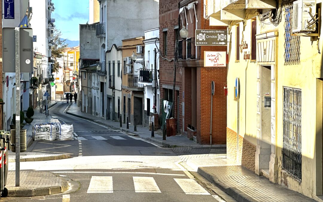 El lunes comienza la primera fase de la transformación en plataforma única de Suárez Somonte, al tiempo que se abren al tráfico las calles Graciano y John Lennon