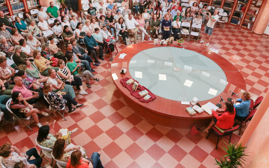 La Biblioteca Pública Municipal “Juan Pablo Forner” organiza varias actividades para conmemorar el Día Internacional del Libro