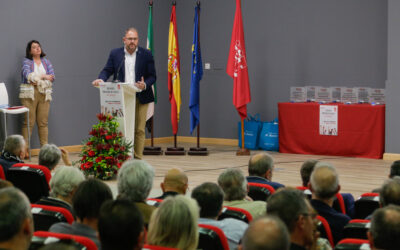 El alcalde anuncia la puesta en marcha de un Plan de Empleo Especial para personas con discapacidad durante su intervención en los Premios Primero de Mayo de UGT donde destaca la firma del Plan de Estabilización del Empleo Público con las centrales sindicales