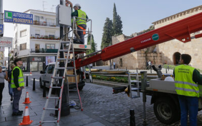Comienza la instalación de 34 cámaras de videovigilancia en los entornos monumentales para la protección del patrimonio dentro del proyecto Destino Turístico Inteligente