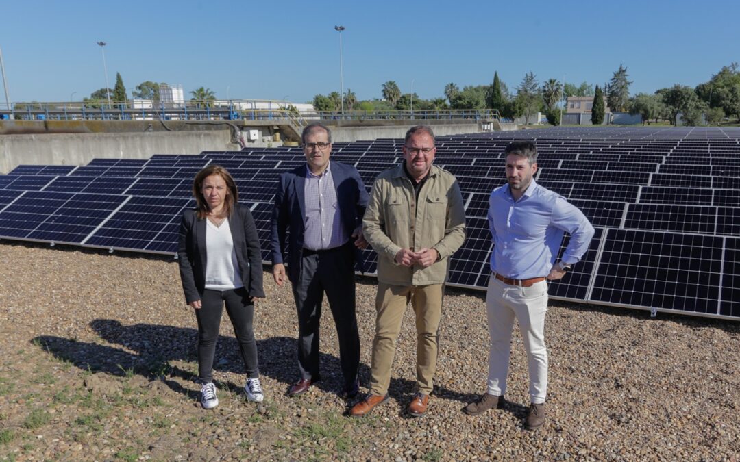 Cubierto el 100% del consumo energético diurno de la planta depuradora de Mérida con energía solar gracias a la instalación de 665 placas fotovoltaicas en la EDAR