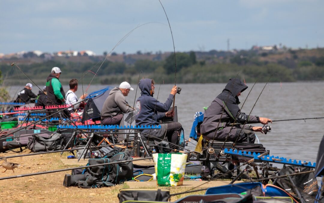El Máster de Pesca se celebra en el río Guadiana desde el viernes