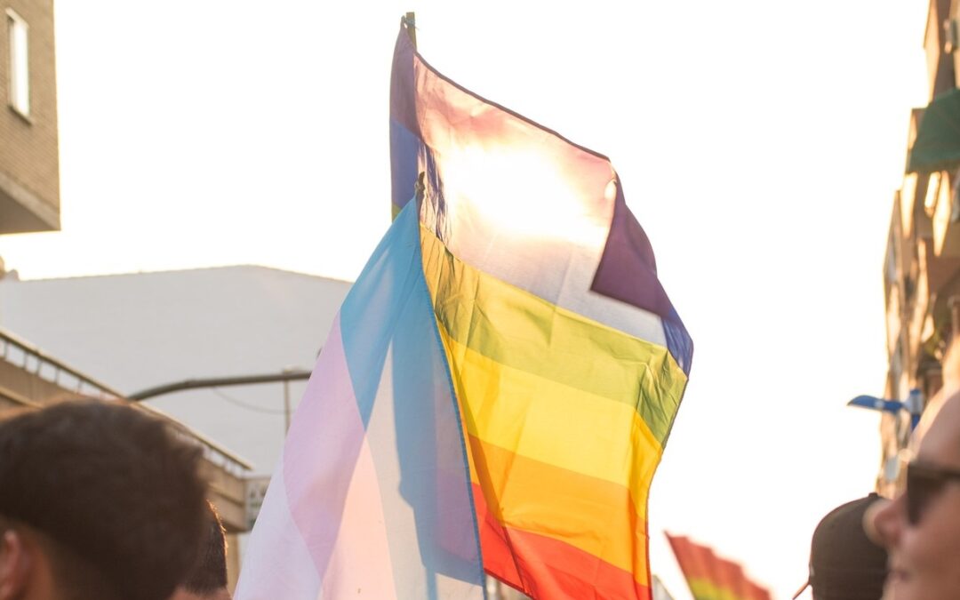 El Ayuntamiento activa un plan especial de tráfico para la celebración del Orgullo y el Campeonato de España de Triatlon