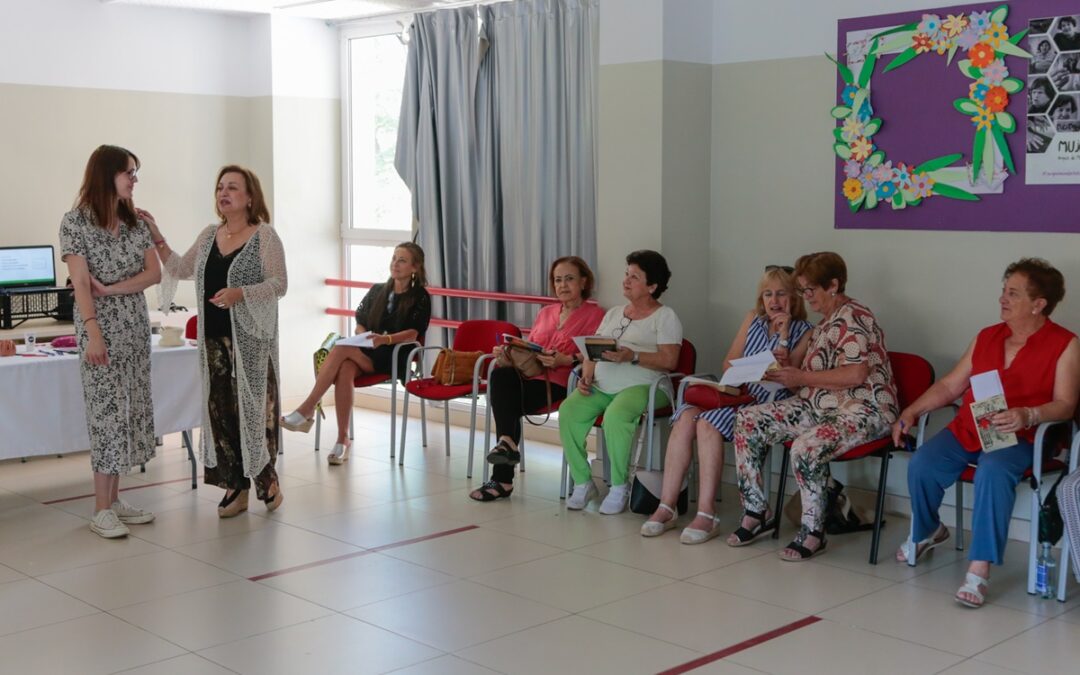 Clausura del Taller de educación afectivo-sexual para la mujer adulta en el Hogar de Mayores de la Zona Sur