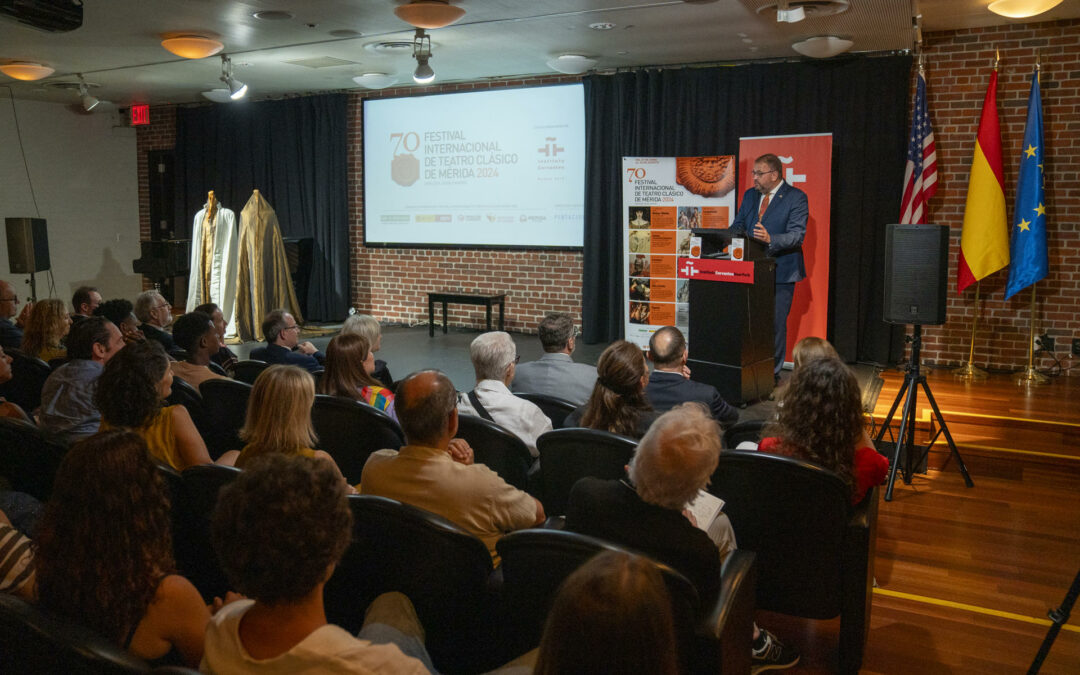 El alcalde destaca en Nueva York la importancia del Festival de Teatro de Mérida y del Teatro Romano como ‘Marca España’ “en una ciudad que ha visto incrementado un 579% la llegada de visitantes estadounidenses en los últimos años”