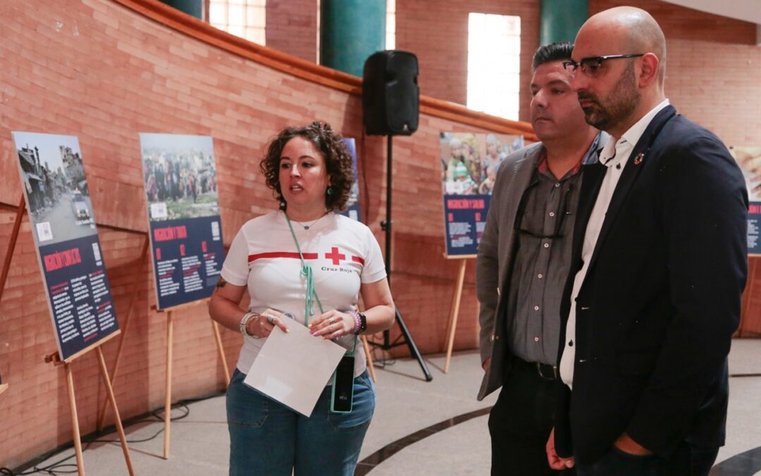 El Centro Cultural Alcazaba acoge la exposición “Proteger la Humanidad” con motivo del Día Internacional de las Personas Refugiadas
