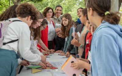 Más de 2.000 alumnos y alumnas de toda Extremadura participan, en el Parque de las Siete Sillas, en el proyecto “Matemáticas en la calle”