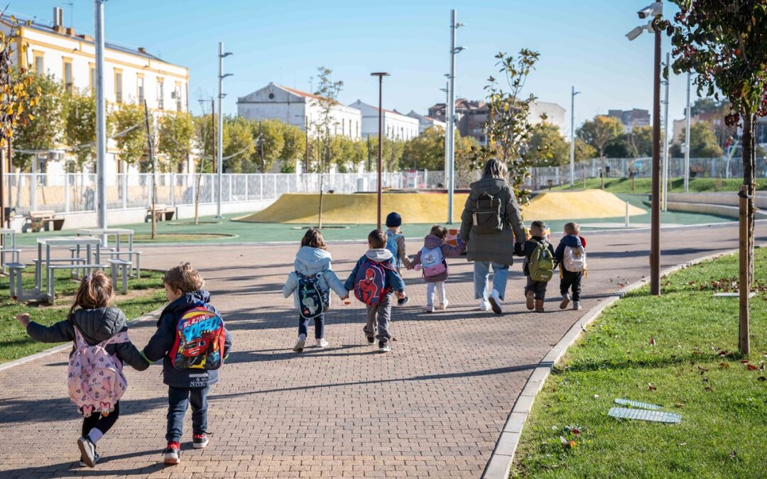 La Ciudad de la Infancia abre hoy sus puertas a escolares de Infantil y Primaria de diferentes centros educativos de Mérida con motivo del Día Mundial de la Infancia