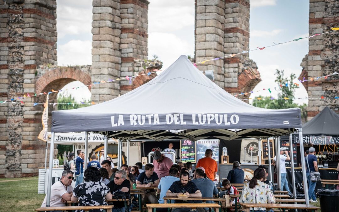 El Acueducto de los Milagros acoge este fin de semana la III edición de la Feria de la Cerveza Artesanal con más de 80 variedades y una amplia oferta cultural y gastronómica